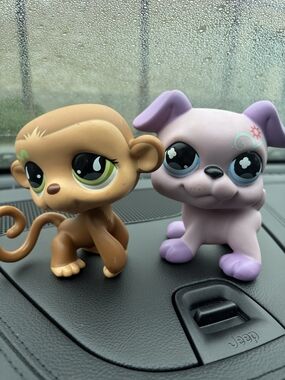 Littlest Pet Shop Brown Monkey & Light Purple Puppy Figures